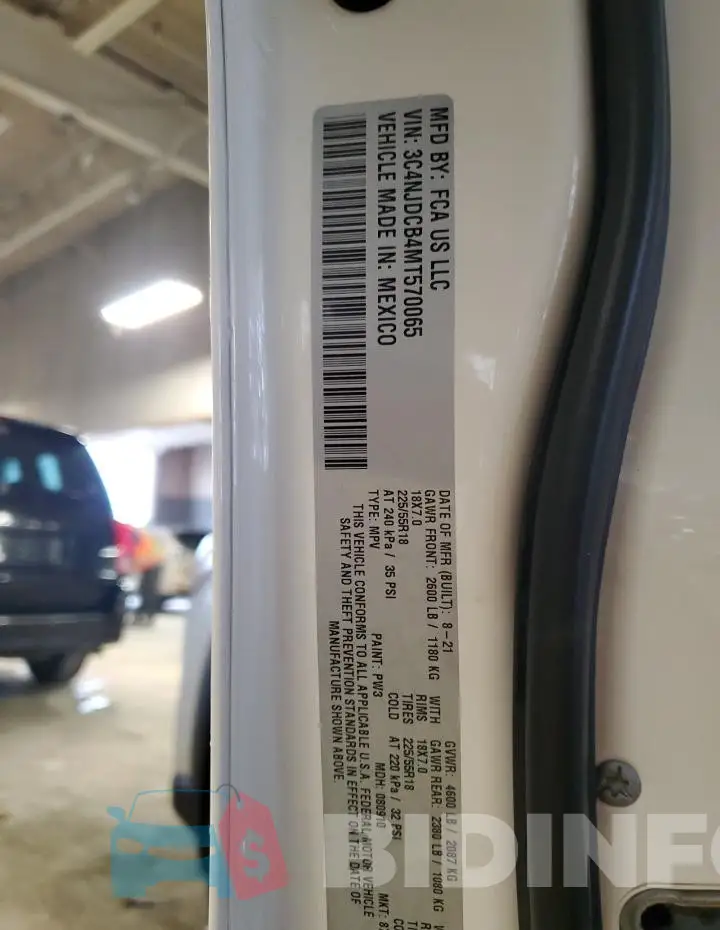3C4NJDCB4MT570065 Photo# 13