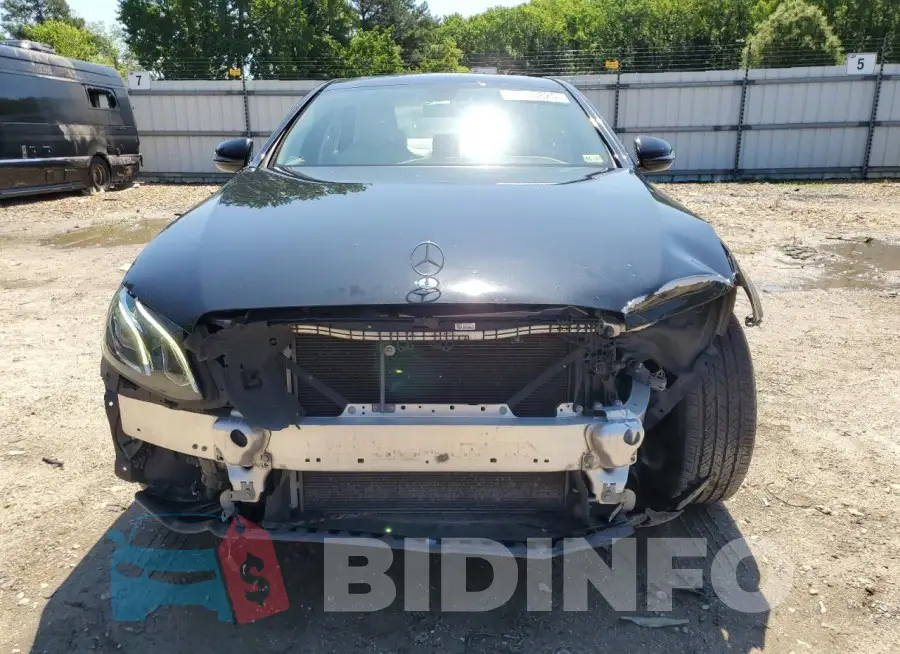 WDDZF4JB5HA179872 Photo# 5