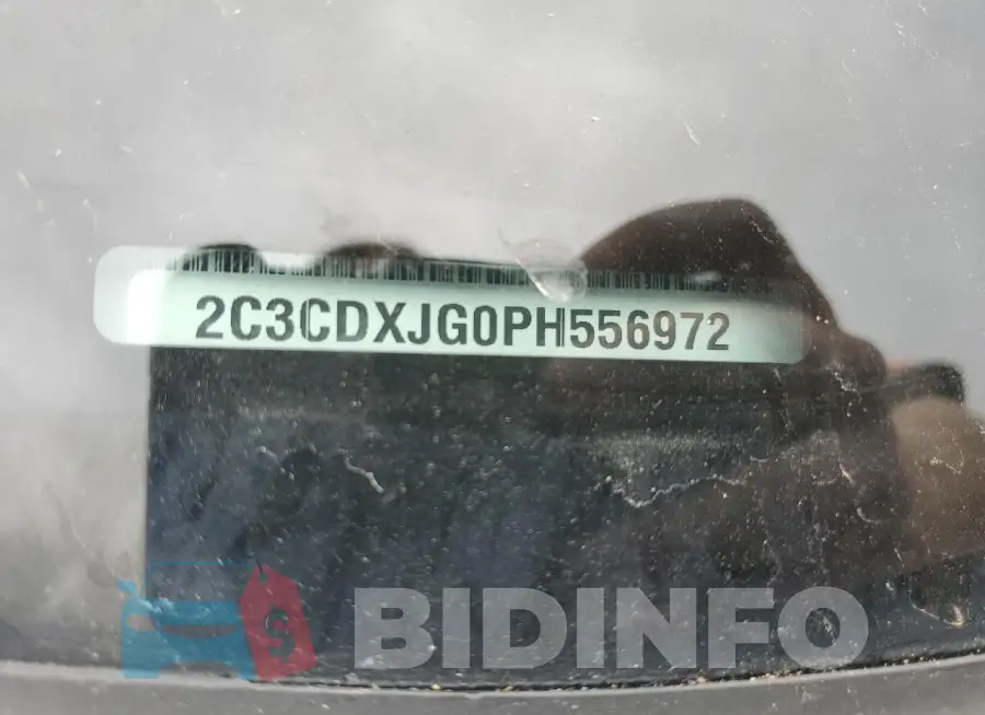 2C3CDXJG0PH556972 Photo# 13