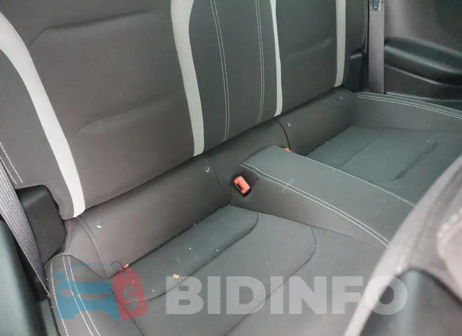 1G1FB1RSXJ0131333 Photo# 10