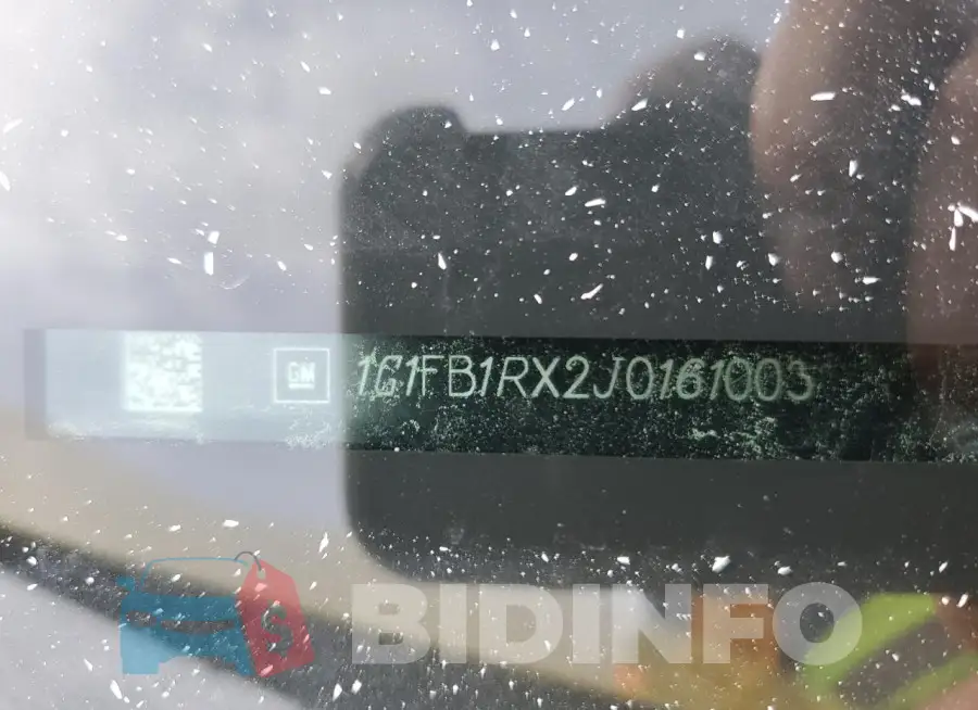 1G1FB1RX2J0161003 Photo# 13