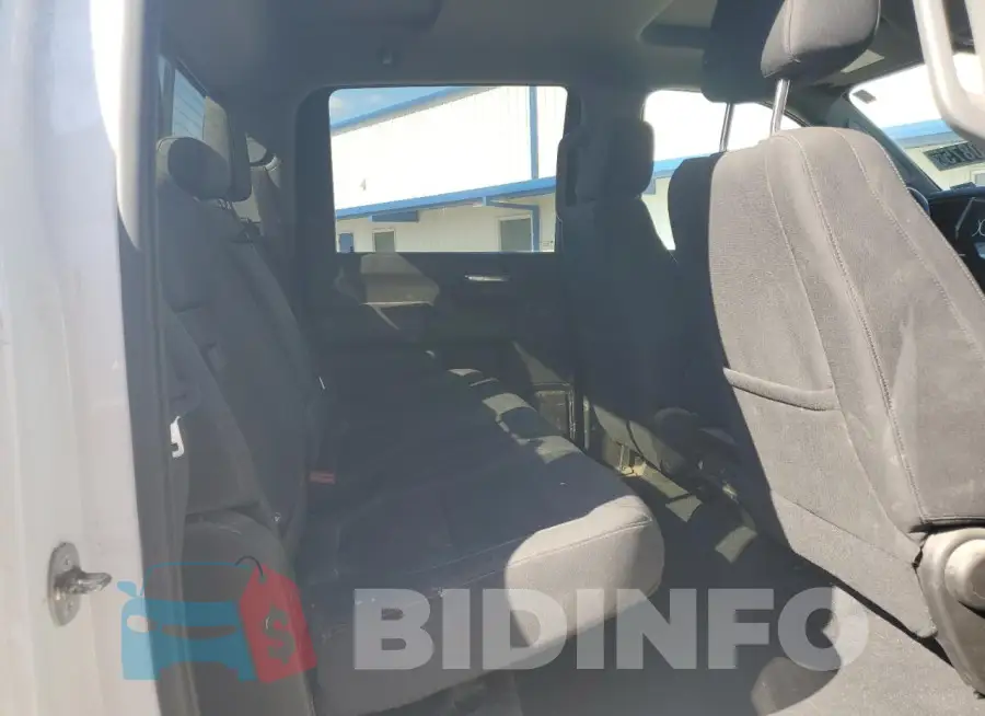 1GC4YNE78PF125669 Photo# 10