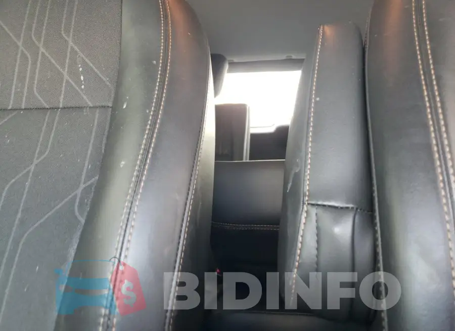 3GNCJPSB3LL282375 Photo# 10