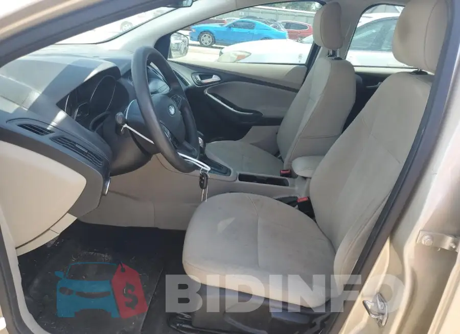 1FADP3F22JL322040 Photo# 7