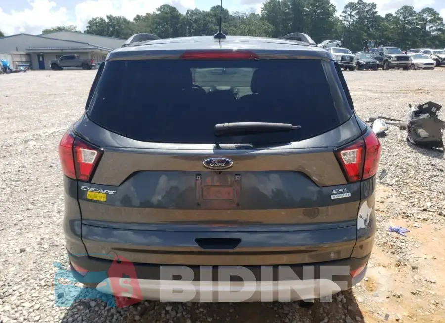 1FMCU0HD6KUB95098 Photo# 6