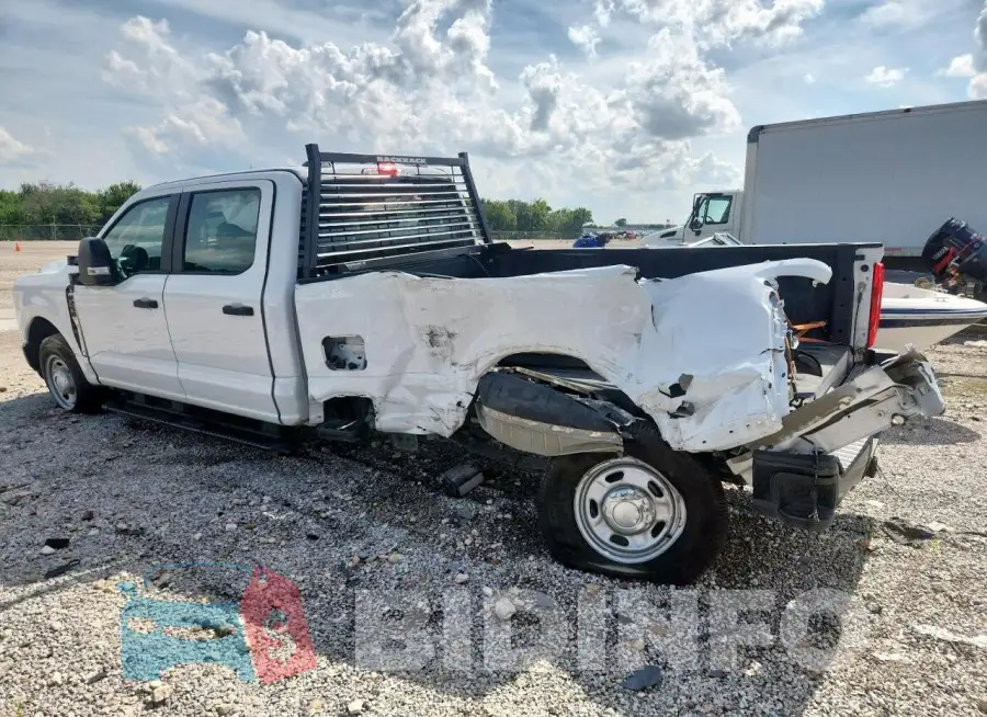 1FT7W2AA4PED18619 Photo# 2