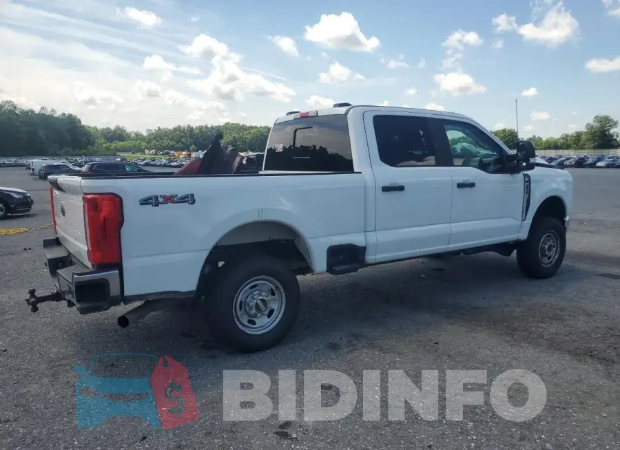 1FT7W2BA7PED57526 Photo# 3