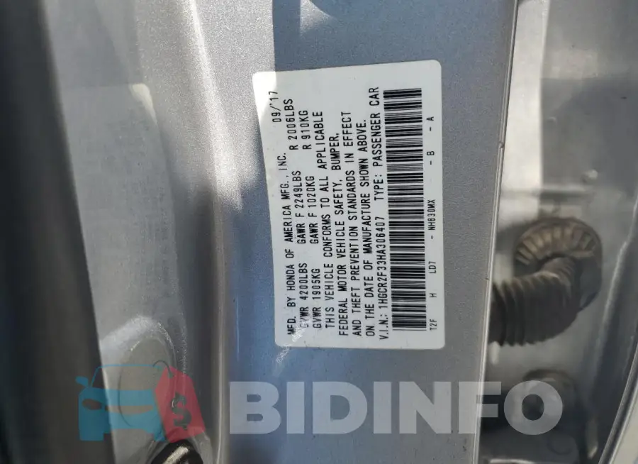 1HGCR2F33HA306407 Photo# 12