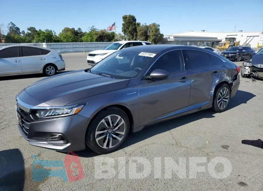 1HGCV3F12MA018145 Photo# 1