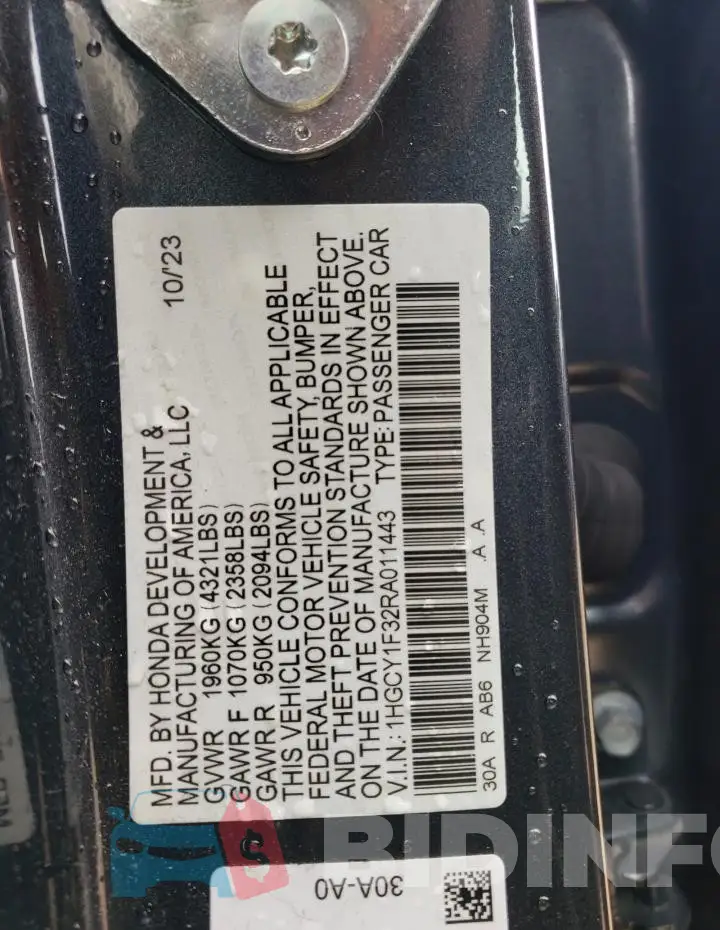 1HGCY1F32RA011443 Photo# 13