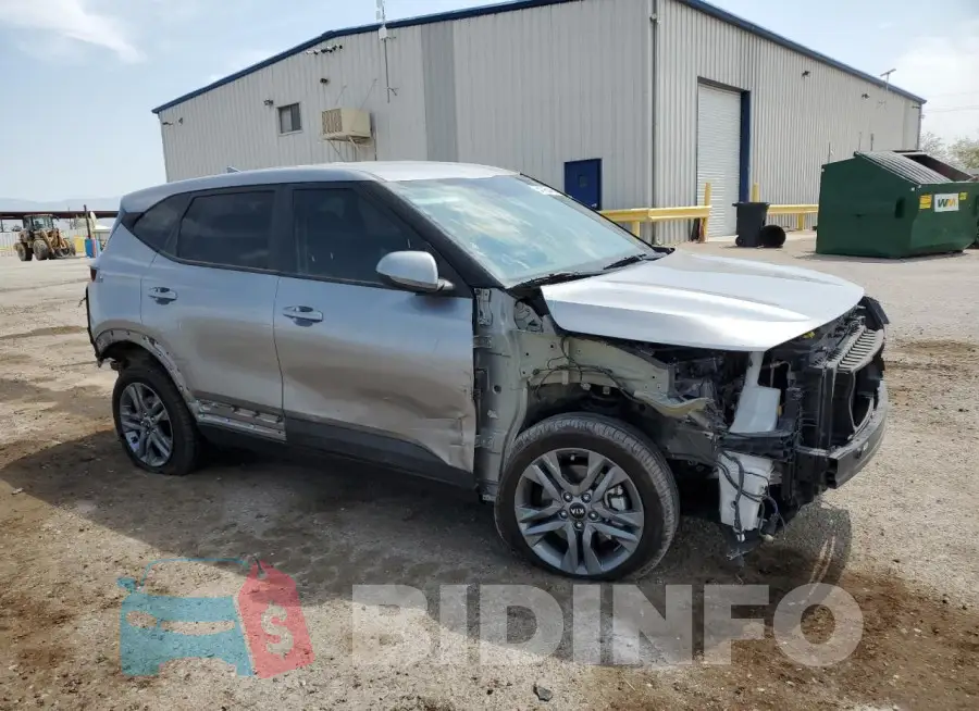 KNDEPCAA5M7096649 Photo# 4