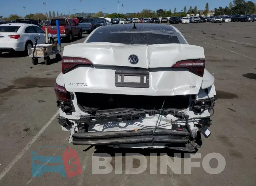 3VW7M7BU8RM040426 Photo# 6
