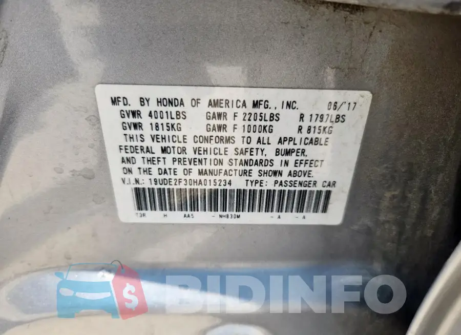 19UDE2F30HA015234 Photo# 12