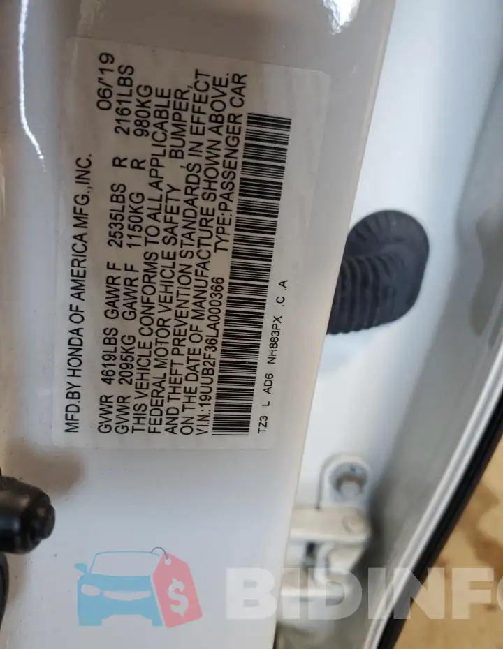 19UUB2F36LA000366 Photo# 13