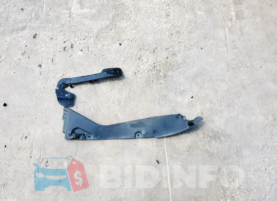 19UUB2F38GA003047 Photo# 12