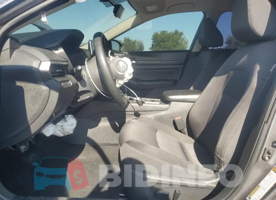 1N4BL4BV1LN302149 Photo# 7