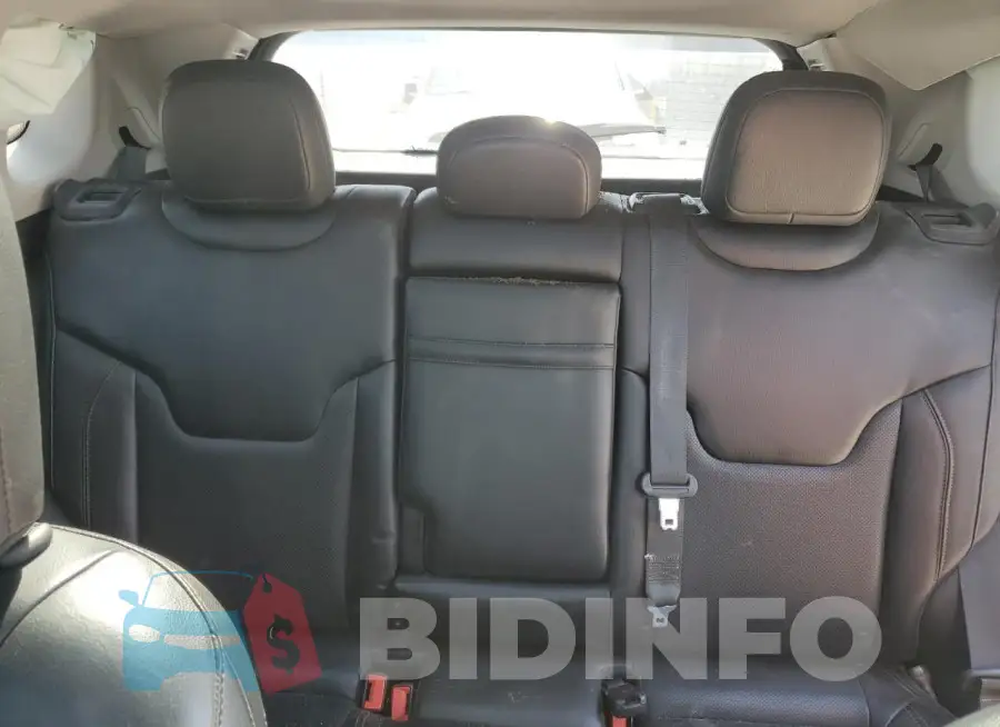 3C4NJDCBXJT153321 Photo# 10