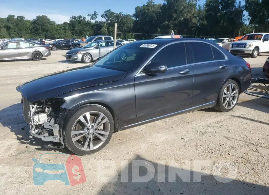 WDDWF4JBXGR152315 Photo# 1