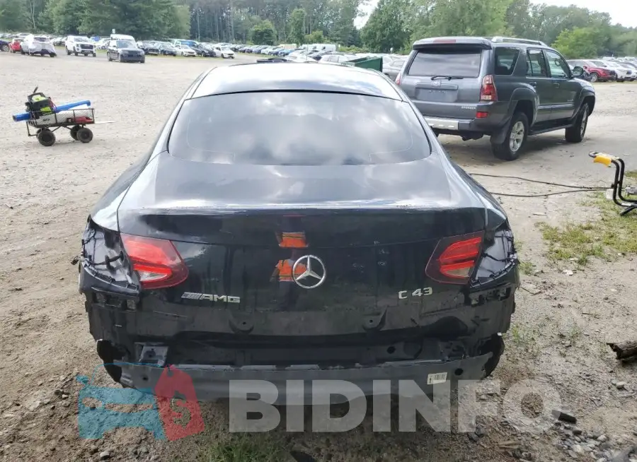 WDDWJ6EB6KF820903 Photo# 6