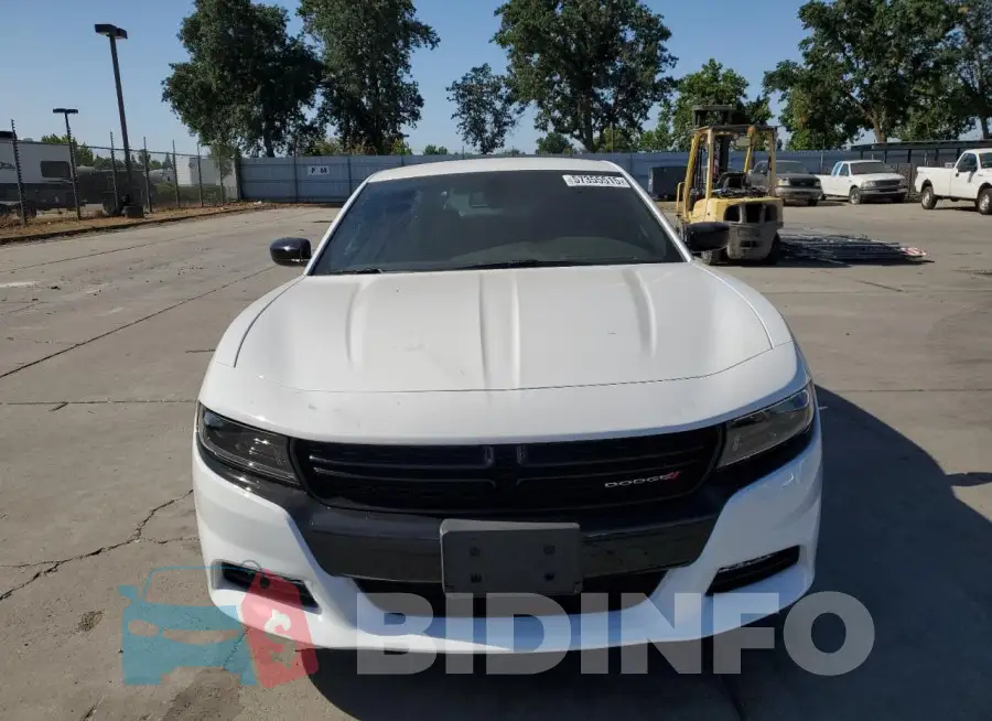2C3CDXJG6PH648622 Photo# 5
