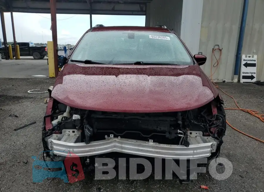 2C4RC1BG0JR186032 Photo# 5
