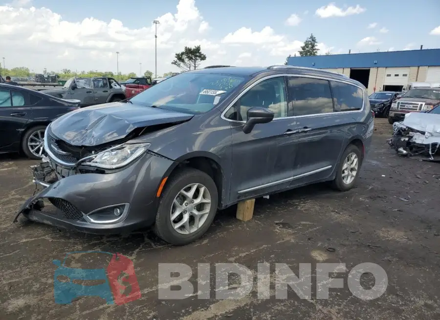 2C4RC1EG6JR292285 Photo# 1