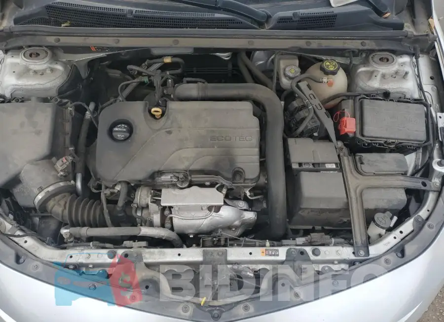 1G1ZB5ST8JF273300 Photo# 11