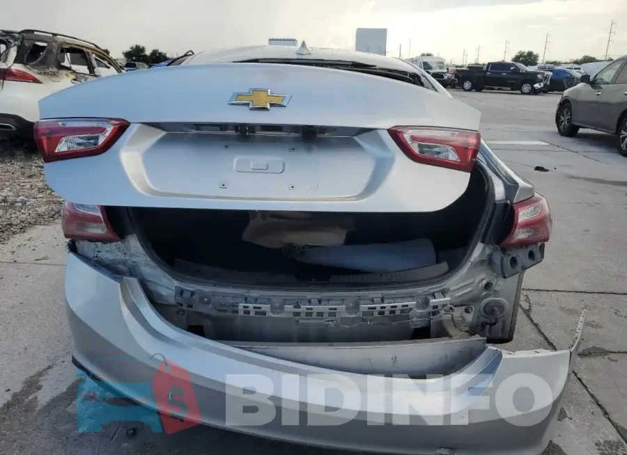 1G1ZD5ST2KF140107 Photo# 6
