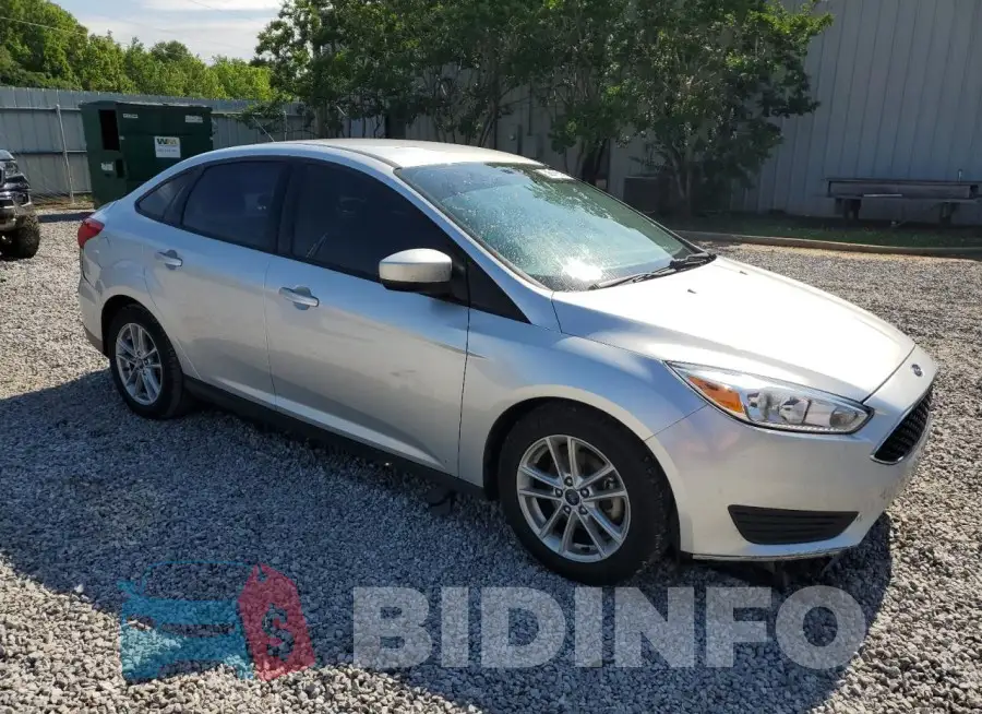 1FADP3F24JL284794 Photo# 4