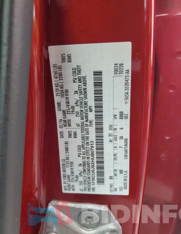 1FMCU0J9XHUB07913 Photo# 13