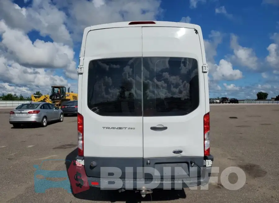 1FTYR3XM8GKB47068 Photo# 6
