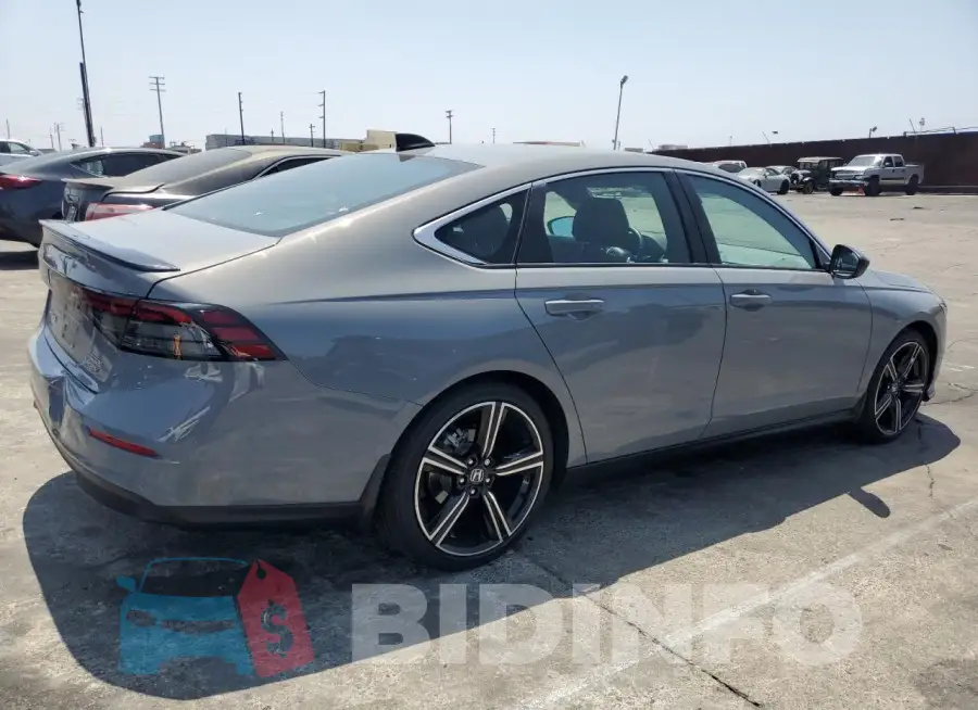 1HGCY2F50RA088027 Photo# 3