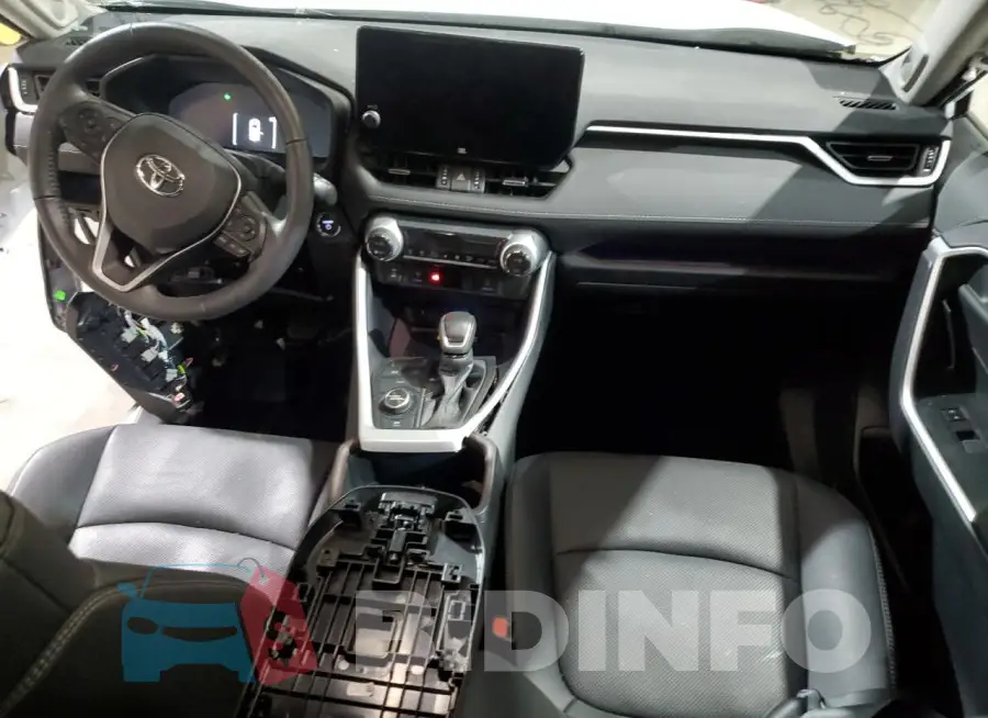 4T3D6RFV7RU142152 Photo# 8