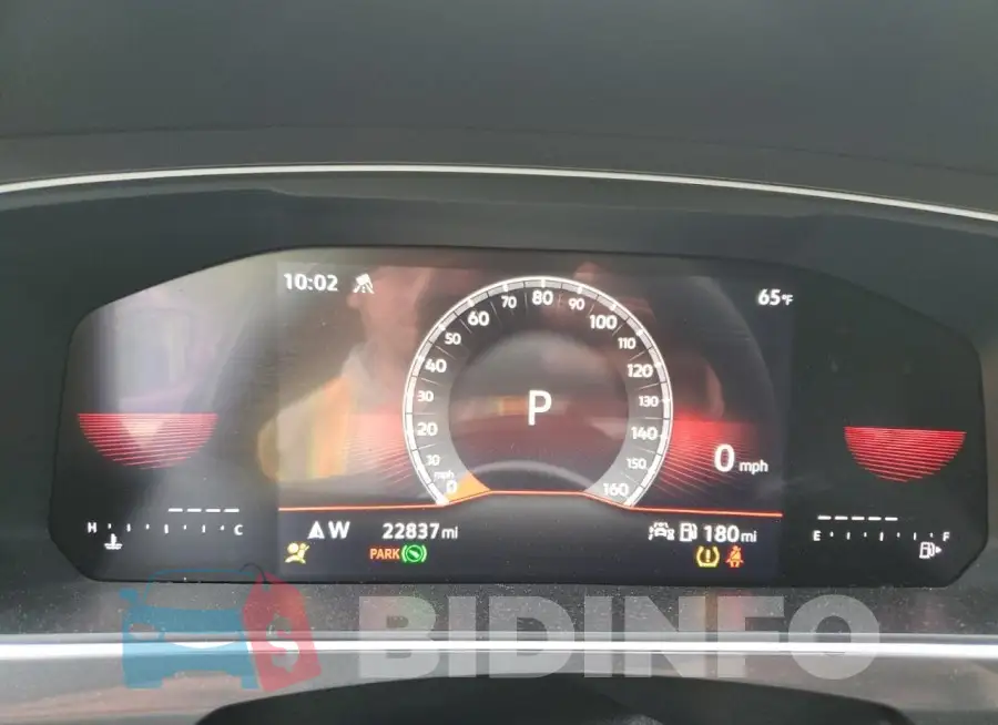 3VV8B7AX6RM044372 Photo# 9