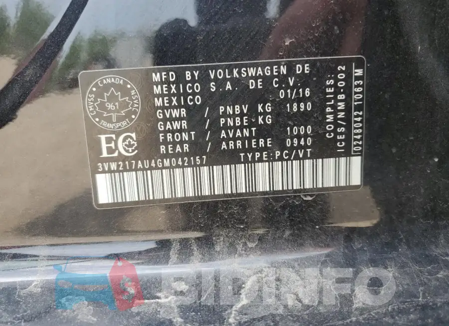 3VW217AU4GM042157 Photo# 12