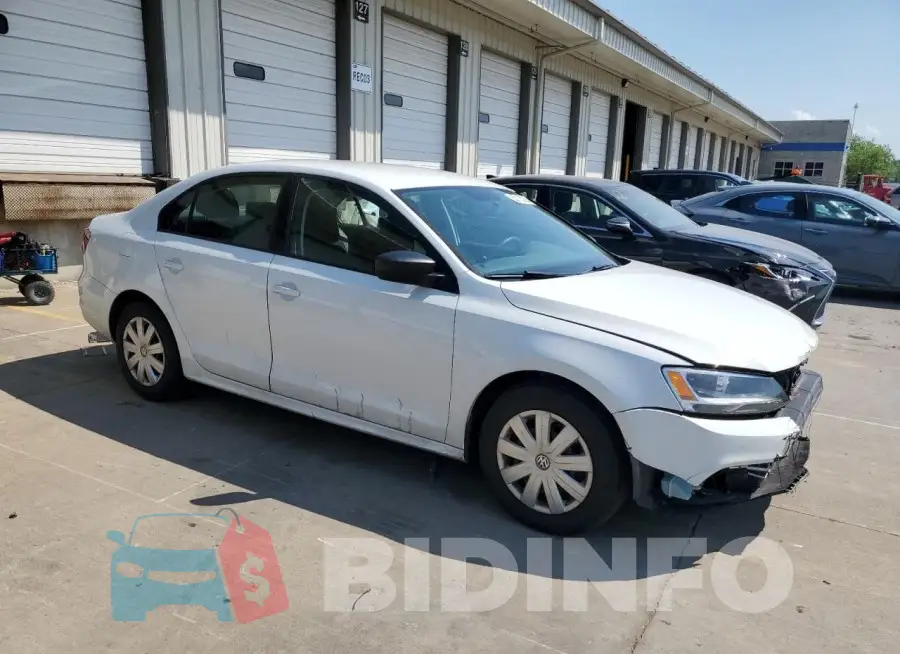 3VW267AJ7GM414047 Photo# 4