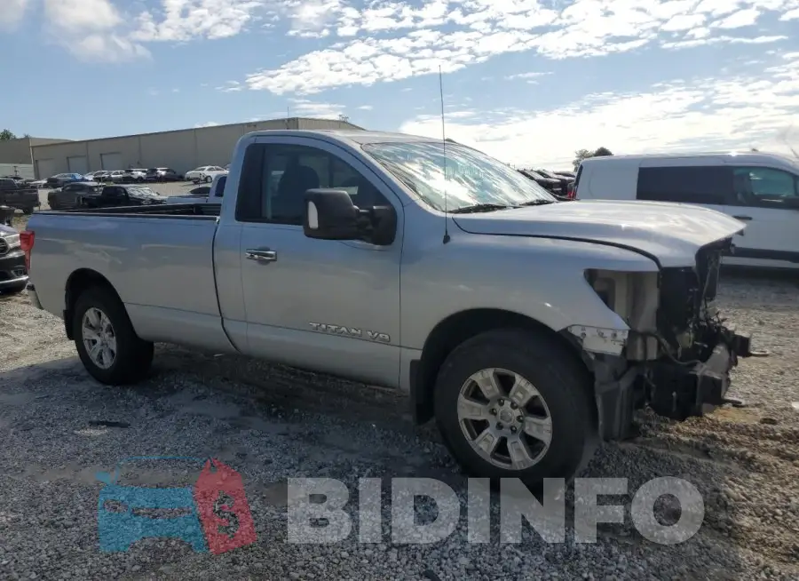 1N6AA1R80JN504064 Photo# 4