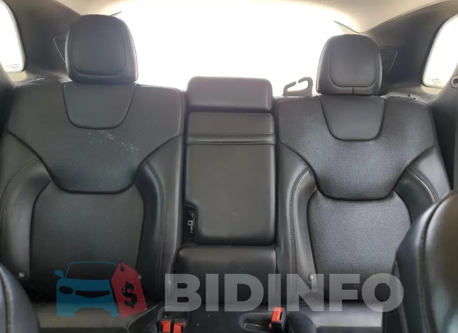 1C4PJLDB0KD170167 Photo# 10