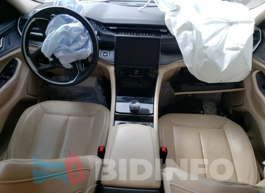 1C4RJGBG1N8591942 Photo# 8