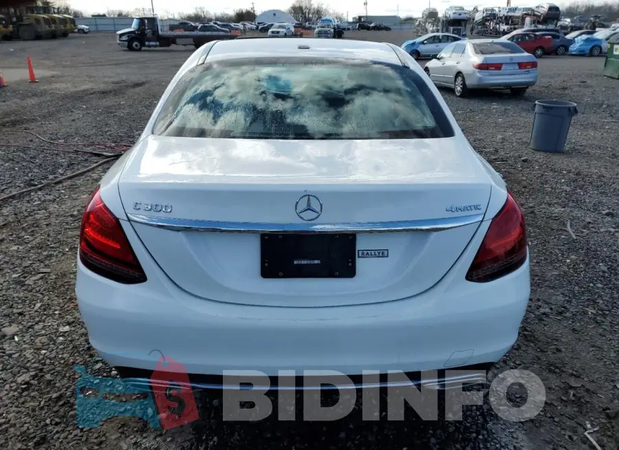 55SWF8EB5KU322122 Photo# 6