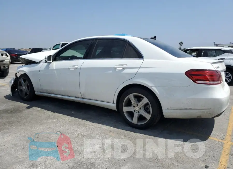 WDDHF5KB2GB217065 Photo# 2