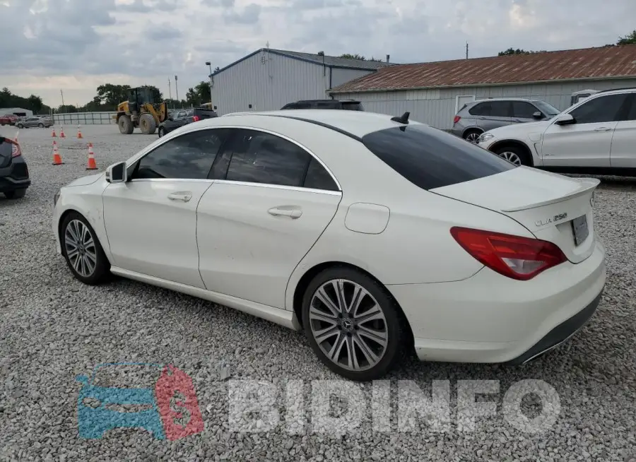 WDDSJ4EB9JN590944 Photo# 2