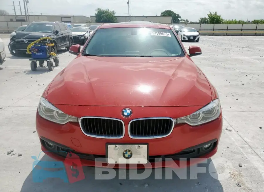 WBA8A9C50JAH12869 Photo# 5