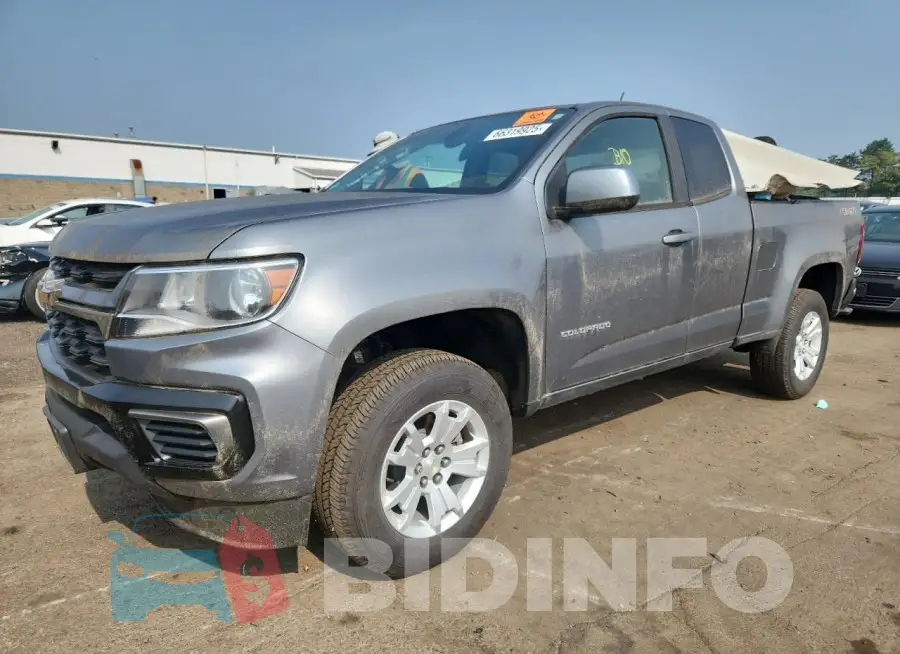 1GCHTCEN5M1145616 Photo# 1