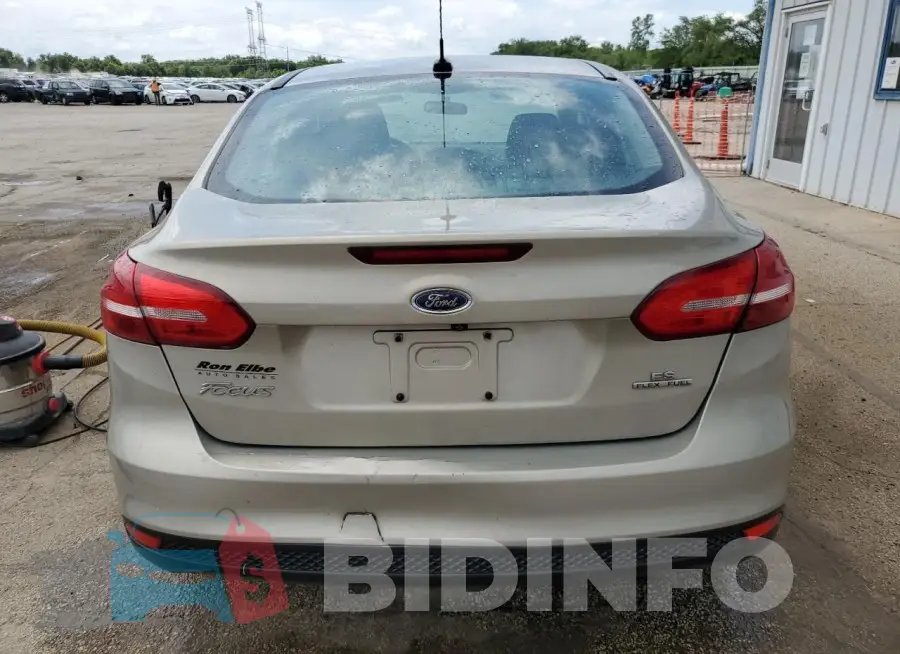 1FADP3F28GL352913 Photo# 6
