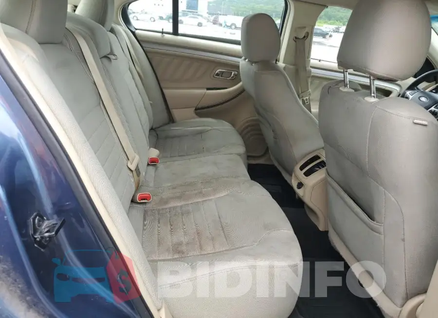 1FAHP2D85JG104900 Photo# 10