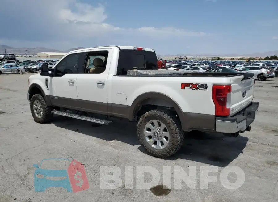 1FT7W2BT3HEC73867 Photo# 2