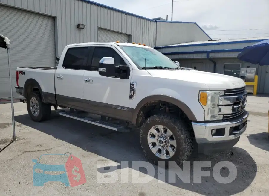 1FT7W2BT3HEC73867 Photo# 4