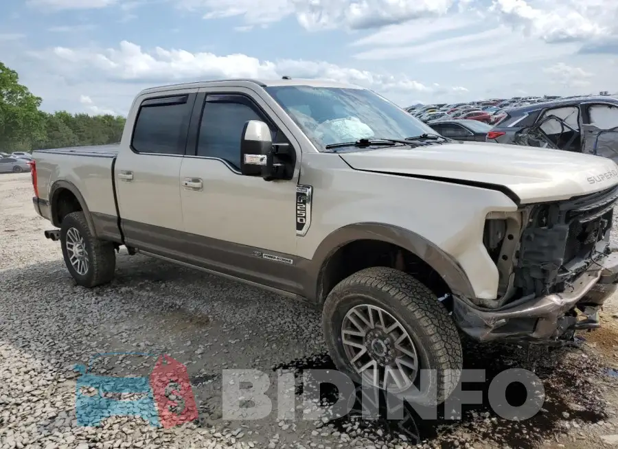 1FT7W2BT3HEF32213 Photo# 4