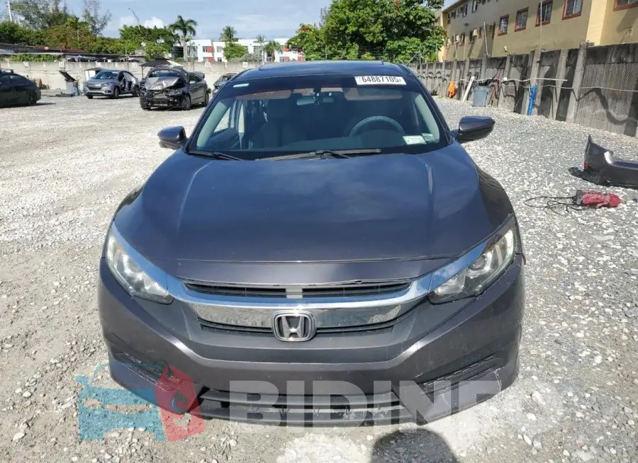 19XFC2F72GE242114 Photo# 5